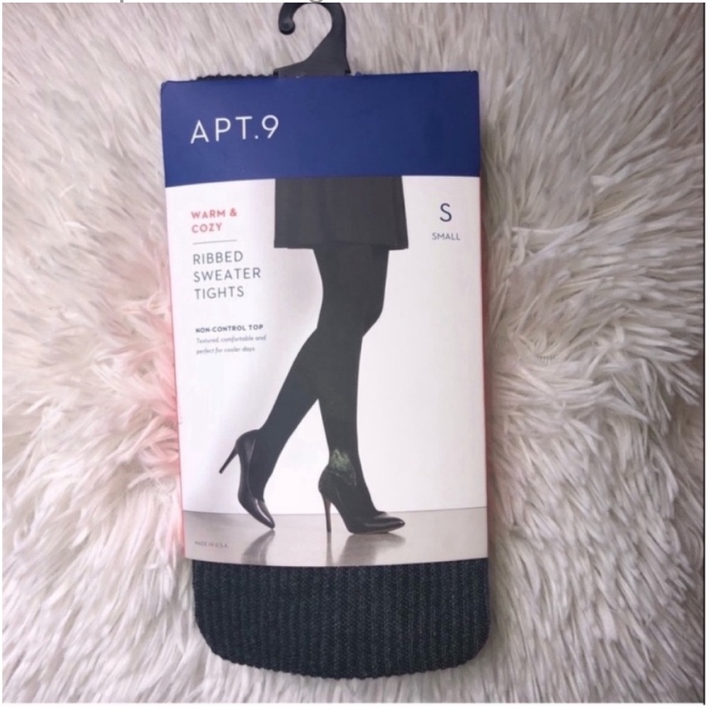 Ribbed sweater tights